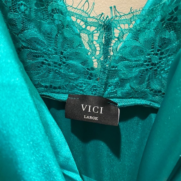 Vici Collection Satin Green Dress - Picture 4 of 6